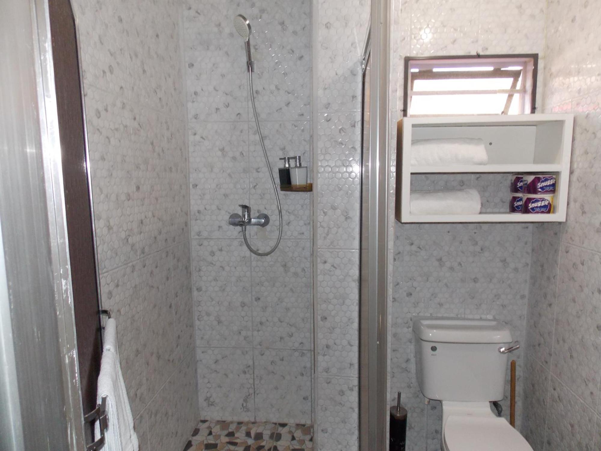 Stewart Apt- Trincity, Airport, Washer, Dryer, Office, Cable , Wifi Exterior foto